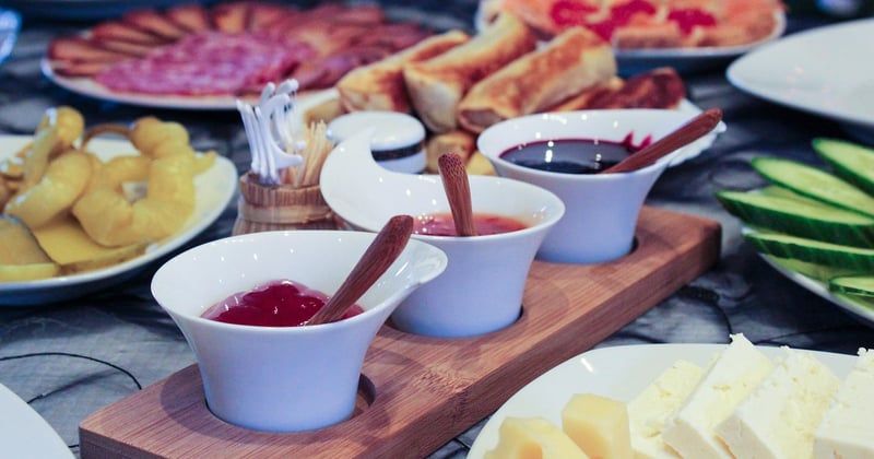 15 idées de dips et sauces pour l'apéro qui vont faire l'unanimité